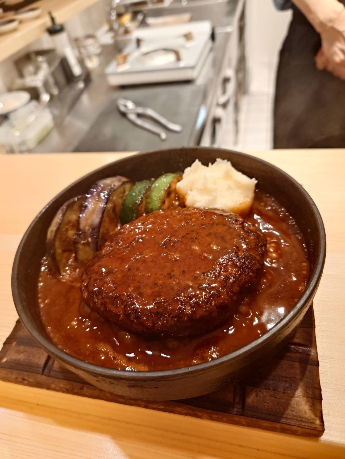 銀座吉澤 肉処のハンバーグ